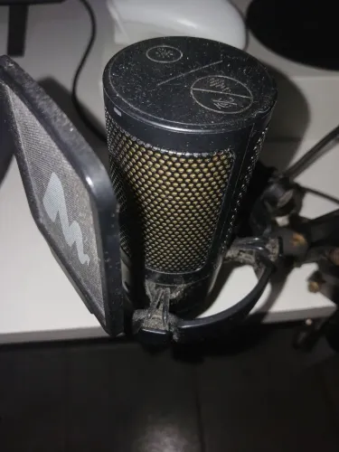 Vendo microfone Fifine