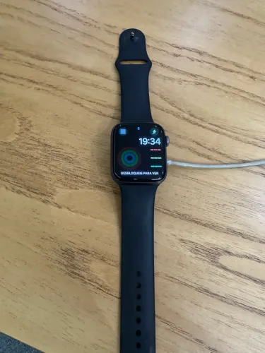Apple Watch Series 4 GPS 44 mm - Excelente estado!