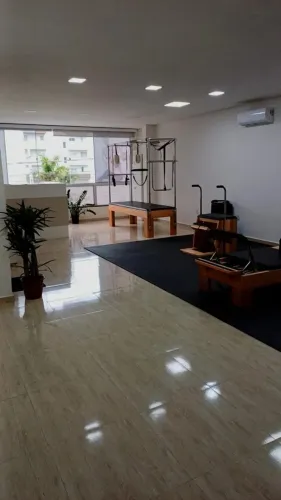 Aparelhos pilates marca equipilates contemporânea 