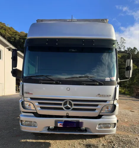 MERCEDES BENS ATEGO 2428