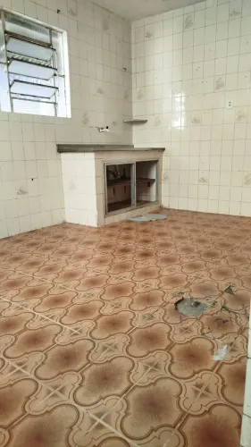 CASA COM 2 QUARTOS EM COELHO DA ROCHA - ACEITO ENTRADA