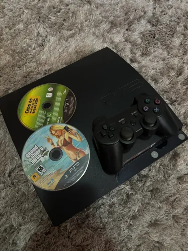 PS3 SLIM EM PERFEITO ESTADO COM GTA 5 E FIFA COPA DO MUNDO 2014