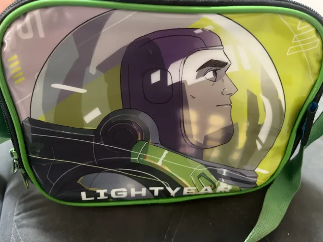 Lancheira buz light year