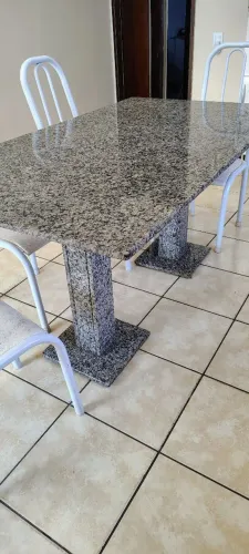 Mesa de granito