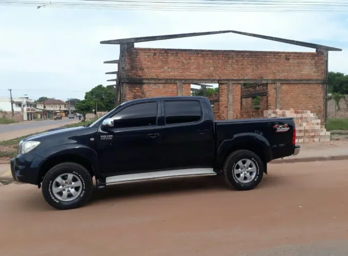 Toyota Hilux CD SRV D4-d 4X4 3.0 TDI Diesel AUT 2010