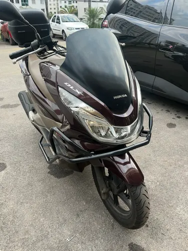 PCX DLX 2018 Completa Revisada C/ Baú IPVA Pago