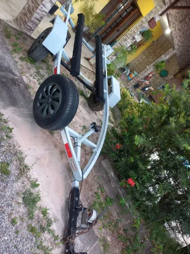 Carroça Reboque Rodoviária para Jet ki<br>Em alumínio 3 pneus 0k