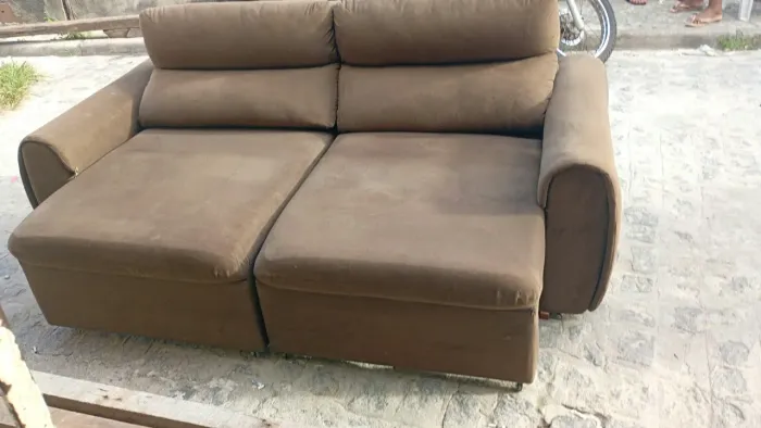 Sofá retrátil em perfeito estado. 450,00 Realizamos entregas ( Consulte o frete)