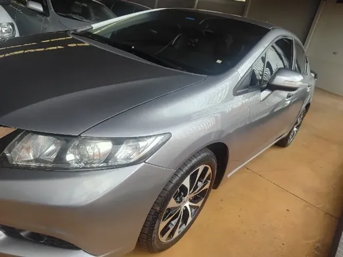 Honda Civic Sedan LXR 2.0 Flexone 16V Aut. 4P 2016