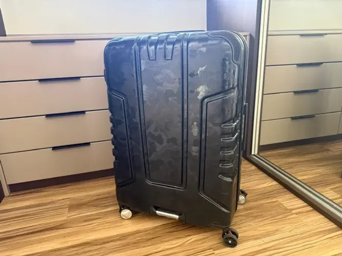 Mala de Viagem Rígida Grande Preta
