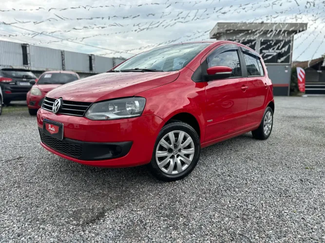 Volkswagen Fox 1.6 MI Total Flex 8V 5P 2013