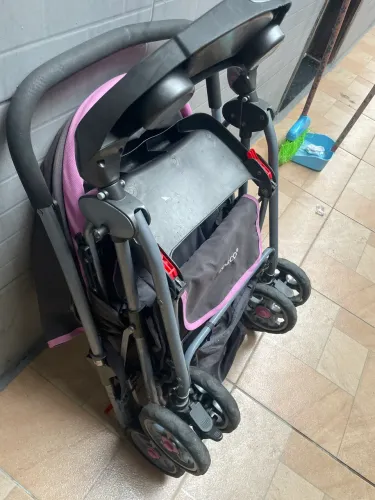 carrinho de bebê