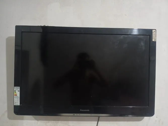 TV PANASONIC LCD 32 POLEGADAS