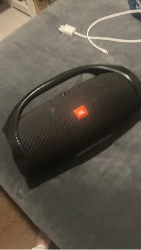 JBL boombox 1