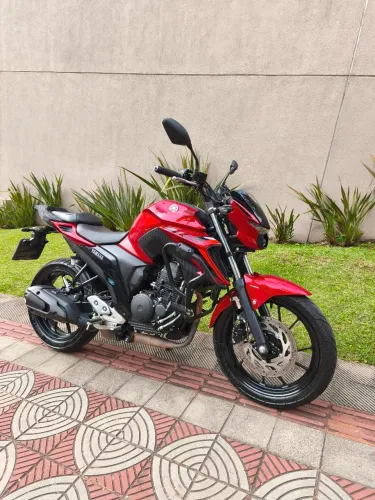 Yamaha FZ25 Fazer 250 Nova 