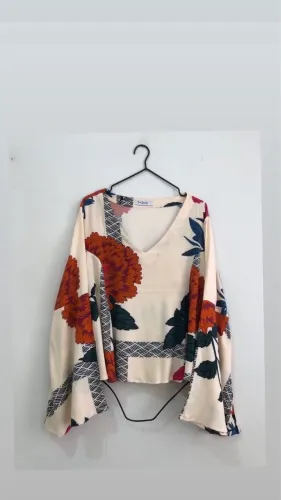 Linda Blusa tamanho G da Rosa Santa