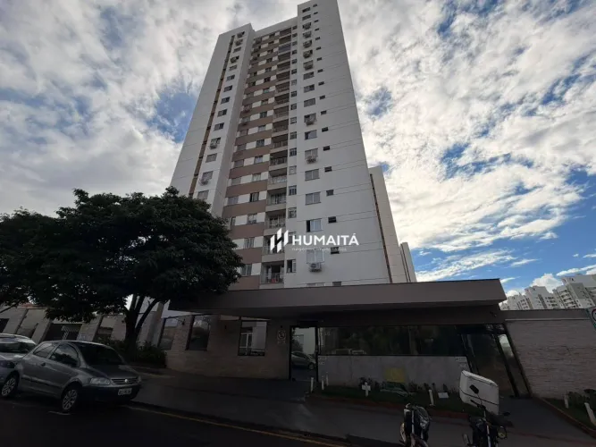 Apartamento com 3 dormitórios para alugar, 67 m² por R$ 2.500/mês - Aurora - Londrina/PR