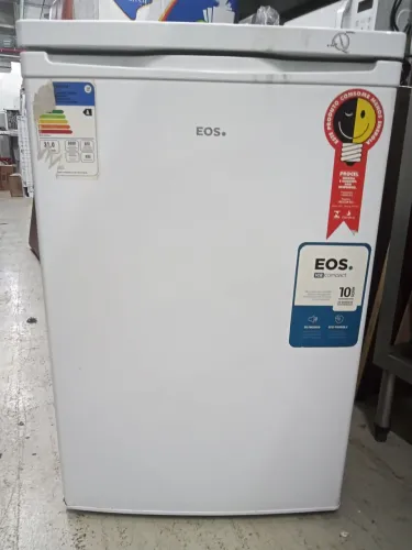 Freezer ice compact EOS, 220v,funcionamento perfeito, 85litros