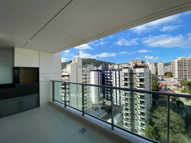 3 suítes à venda na Bocaiúva a poucos passos do shopping
