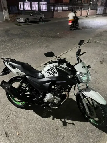 Vendo moto YBR 150
