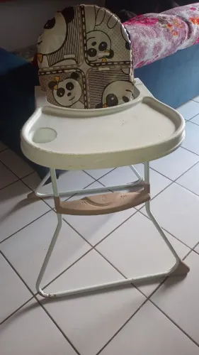 Vendo. Cadeirinha de alimentação
