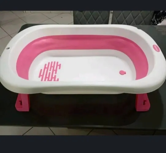 Banheira Retratil Menina