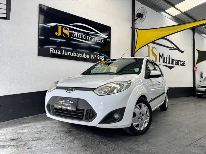 Ford Fiesta SE 1.6 8V Flex 5P 2014