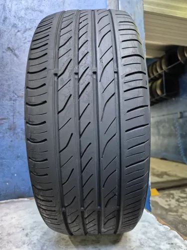 Pneu 215/45r18 