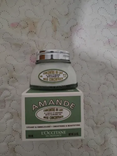 Hidratante formador Loccitane en provence 