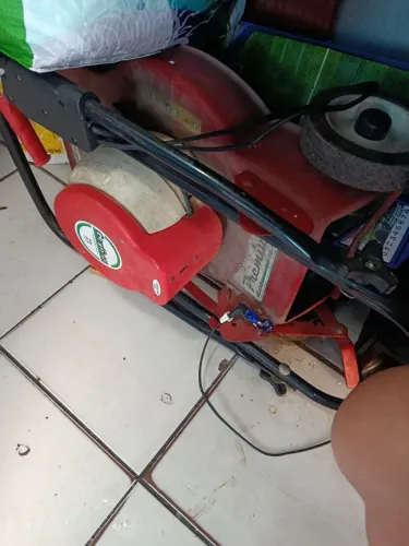 Cortador de grama