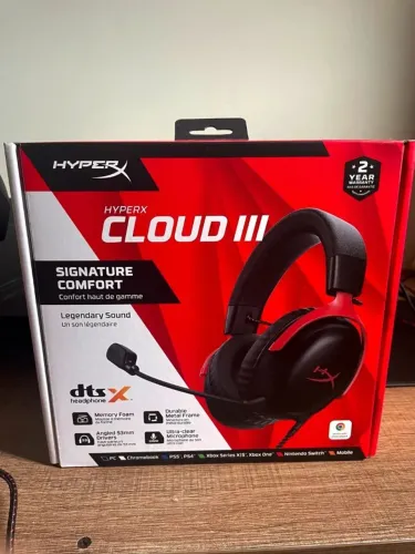 Headset HyperX Cloud III - Seminovo, estado impecável