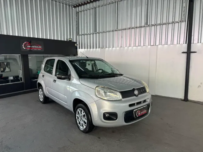 Fiat Uno Attractive 1.0 EVO Fire Flex 8V 5P 2015