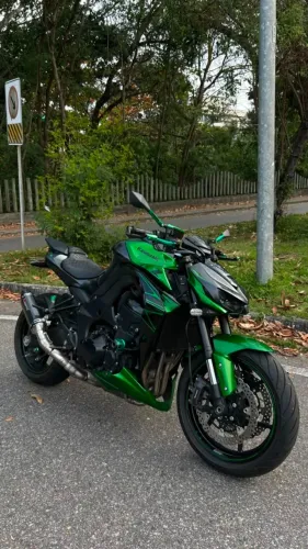 Kawasaki Z1000 PEGAMOS CARRO E MOTO NA TROCA DE MAIOR E MENOR VALOR