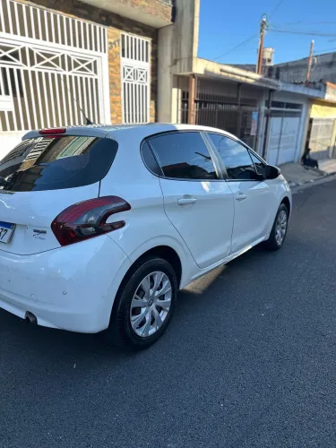 Peugeot 208 Active 1.2 Flex 12V 5P Mec. 2017