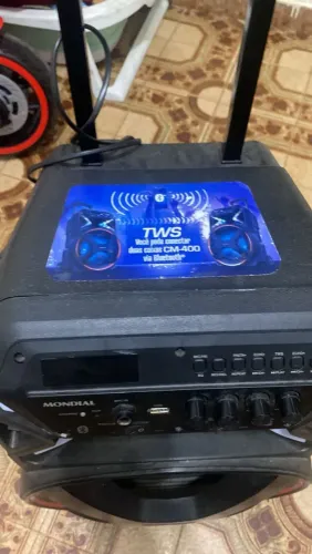 Vende se caixa de som mundial Cm 400 via bluebooth wts