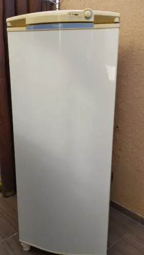 Vendo freezer vertical consul