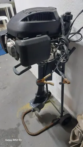 Motor de Popa Pantaneiro Com Partida