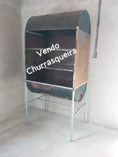 Churrasqueira - Preço á Negociar