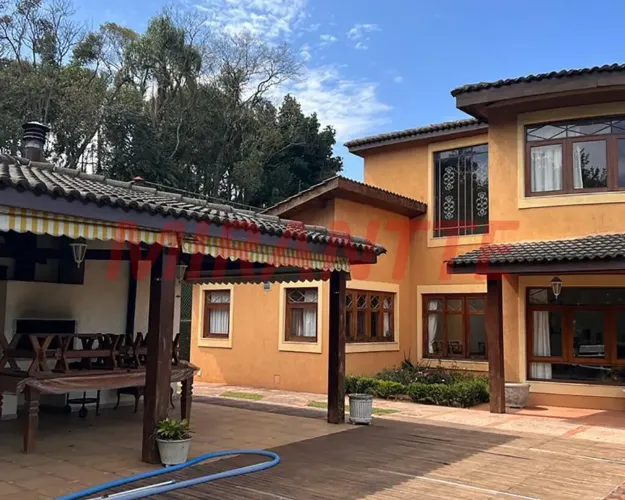 Térrea para venda possui 404 metros quadrados com 4 quartos em Roseira - Mairiporã - SP