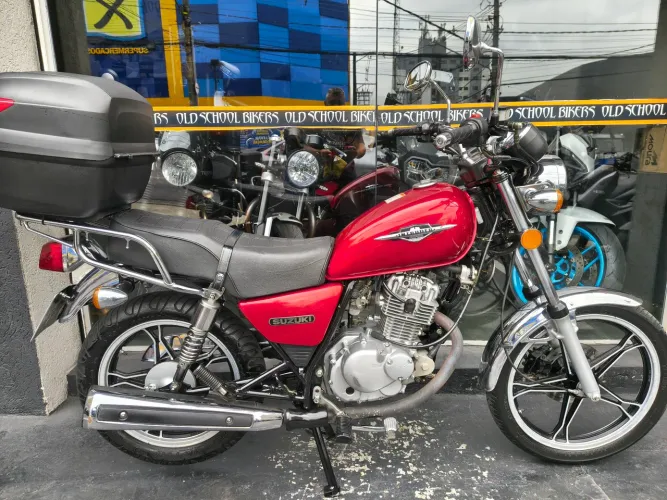 Suzuki Intruder 125 2016