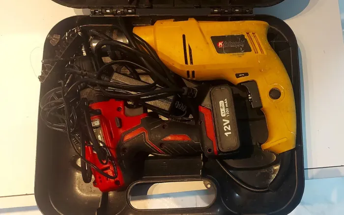 Kit Parafusadeira e furadeira de impacto