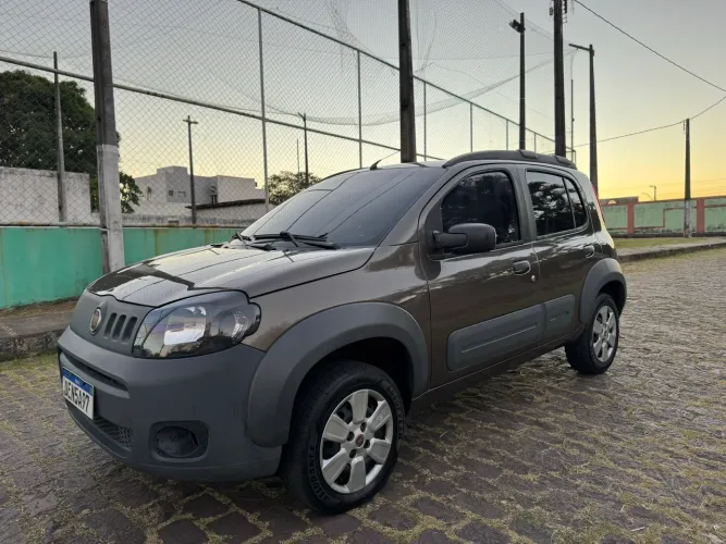 Fiat Uno WAY Celeb. 1.0 EVO Fire Flex 8V 5P 2013