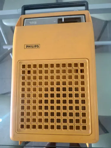 Toca discos vintage, funcionando. Precisa de reparo!