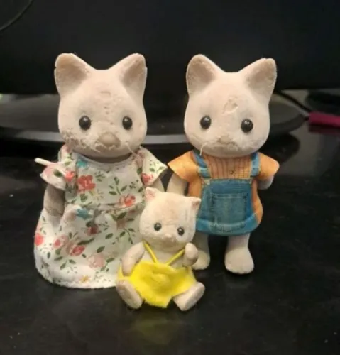 Familia de gatos sylvanian families