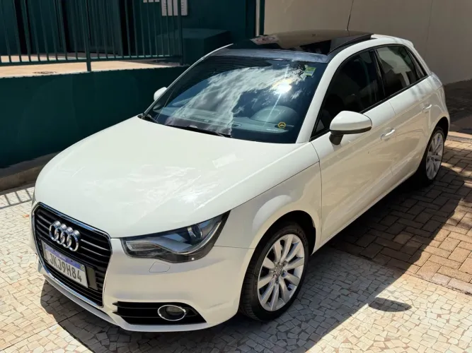 Audi A1 Sportback 1.4 TFSI 5P S-tronic 2013