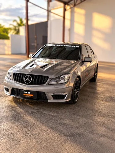 Mercedes-Benz C-180 CGI Classic 1.8 16V 156cv Aut. 2012