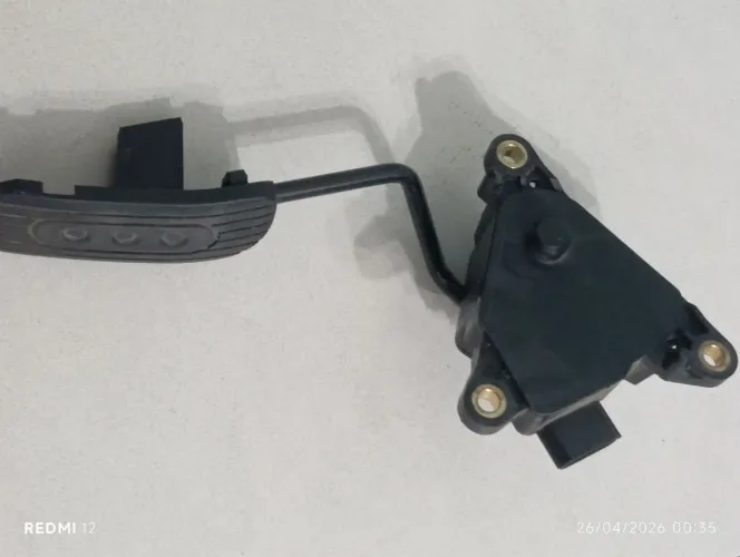 Acelerador pedal eletrônico Nissan Livina 1.8