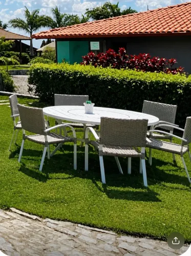 Conjunto Mesa e 4 Cadeiras de Alumínio p/ Piscina - Com Prato Giratório, Excelente Estado