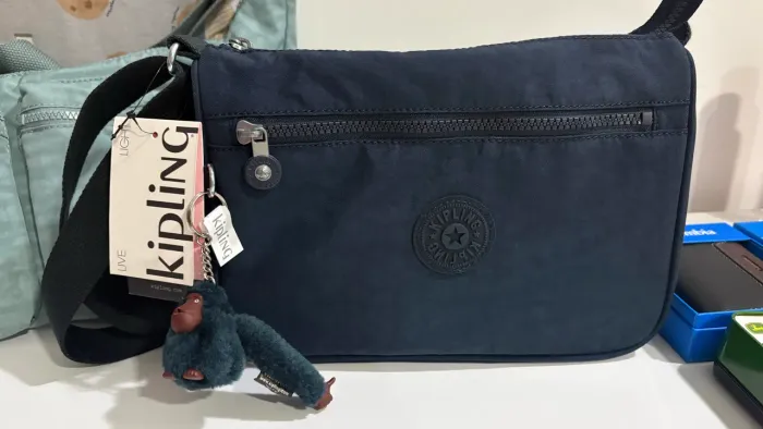 Bolsa KIPLING nova com etiqueta 