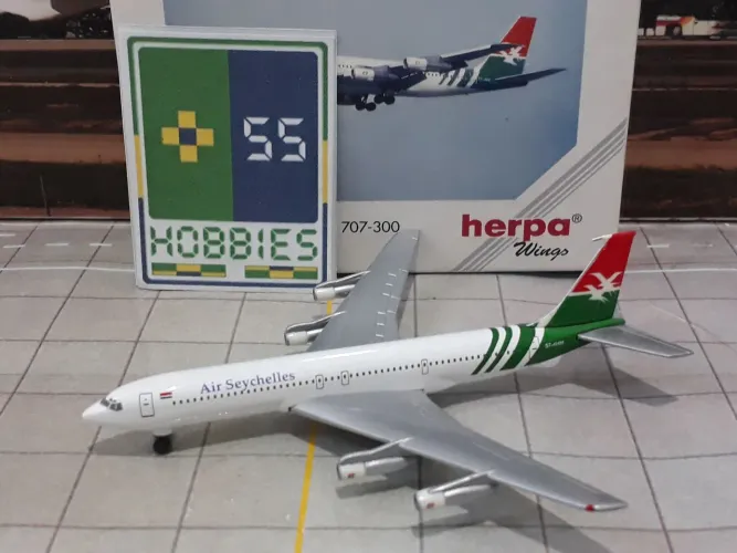 Miniatura Avião Herpa 1/500 Air Seychelles Boeing 707-300